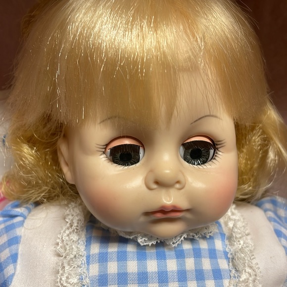 Madame Alexander Vintage Doll - Picture 2 of 8